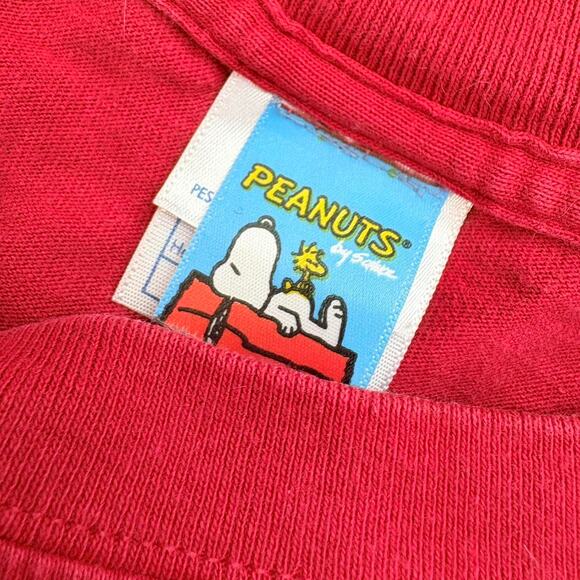 Vintage Red Peanuts Snoopy & Woodstock Christmas Lights Graphic Tee - Picture 4 of 6